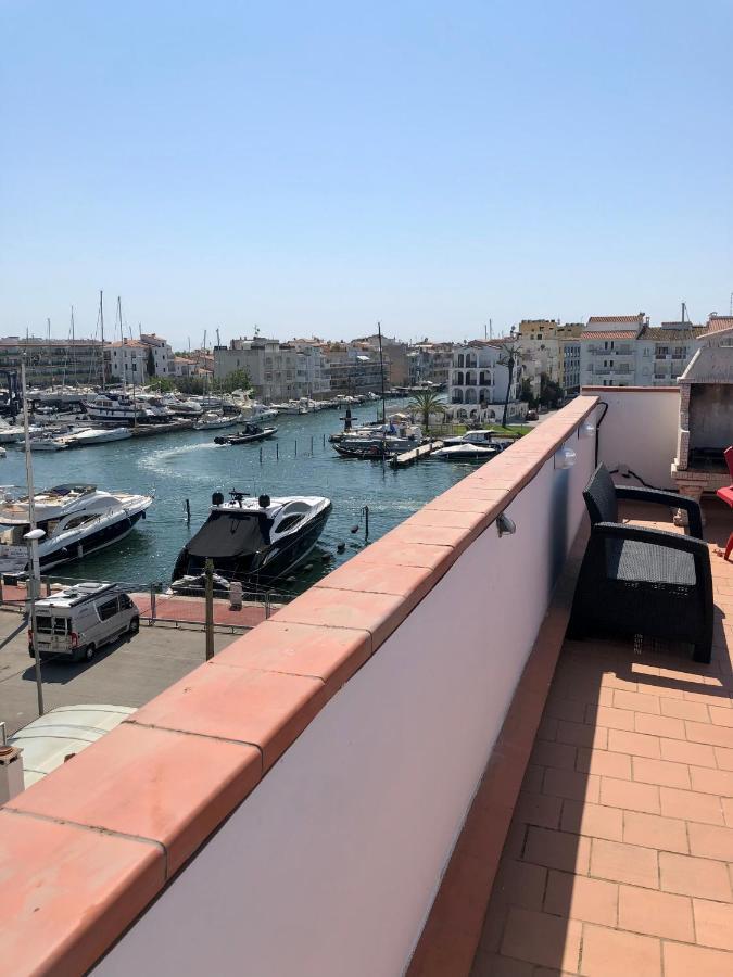 Appartement 80 M2,Port Rhodes D-2 Chambres, Terrasse Panoramique, Vue Sur Le Canal Principal D'אמפוריבראבה מראה חיצוני תמונה